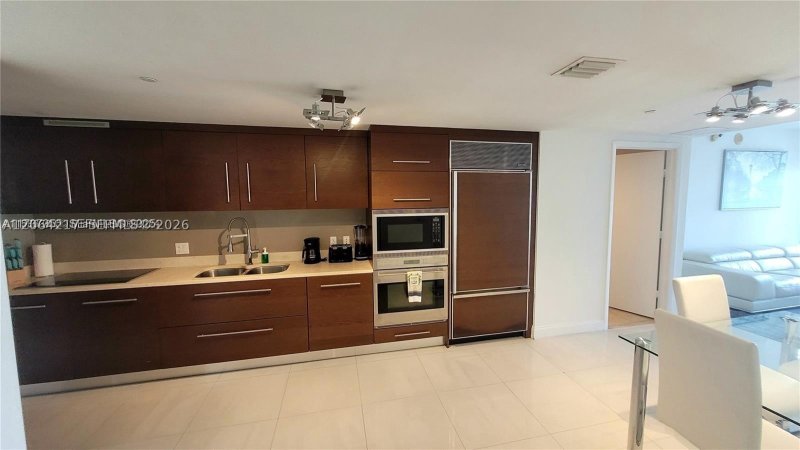 Aluguel de apartamento no Icon Brickell Viceroy 2311