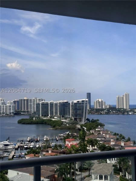 Comprar apartamento no 4000 Williams Island 1804