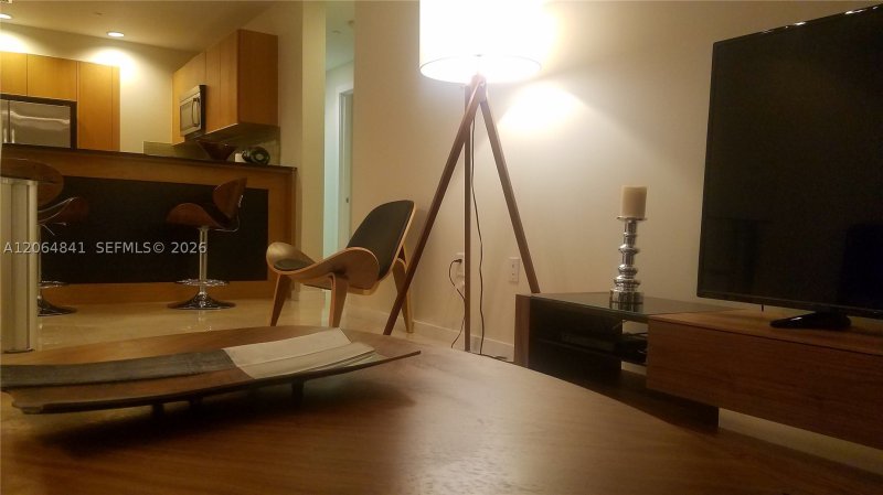 Aluguel de apartamento no Avenue on Brickell 1060 Tower 2411