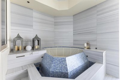 Property photo # 12