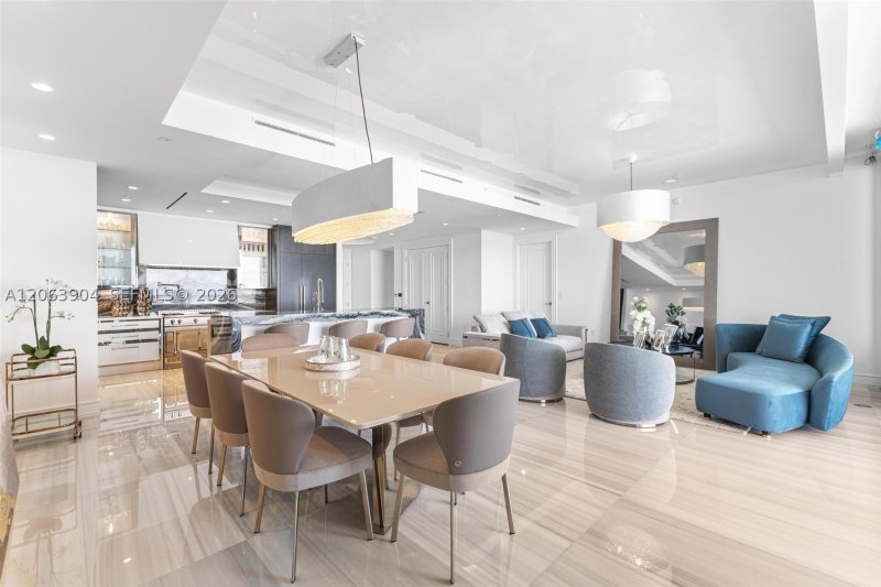 Alquiler de apartamento en The Estates at Acqualina 3806