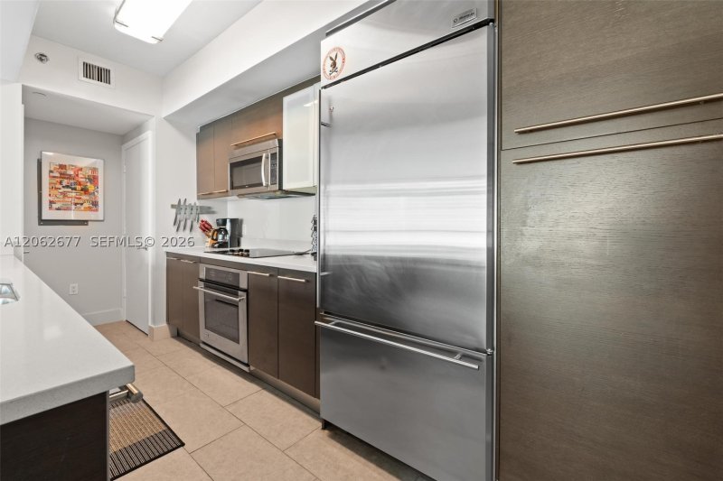 Comprar apartamento no 500 Brickell East Tower 1405