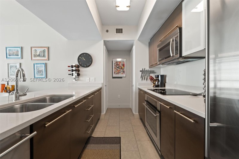 Comprar apartamento no 500 Brickell East Tower 1405