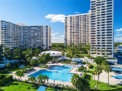 Olympus Condo Apt #1117