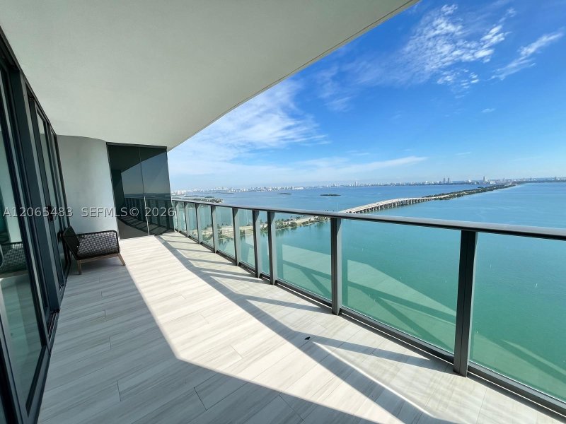 Alquiler de apartamento en One Paraiso 3003