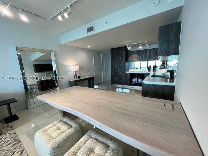 Alquiler de apartamento en One Paraiso 3003