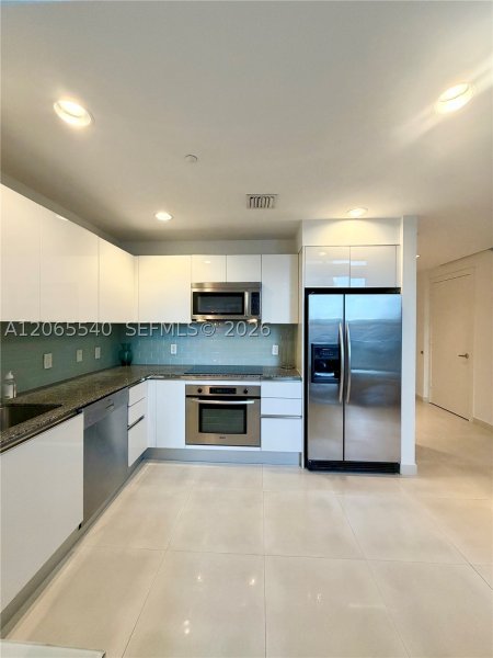 Aluguel de apartamento no Avenue on Brickell 1050 Tower 206