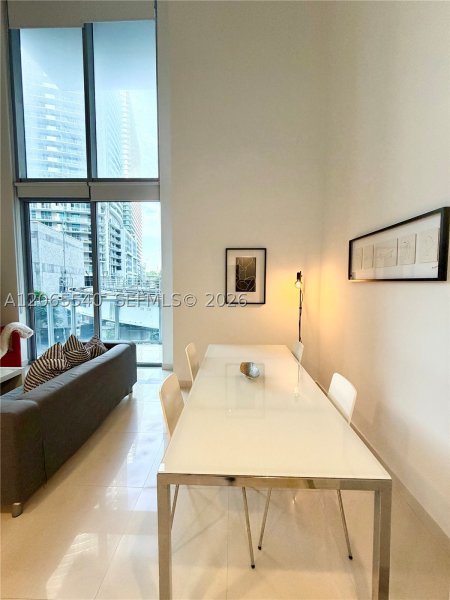 Aluguel de apartamento no Avenue on Brickell 1050 Tower 206