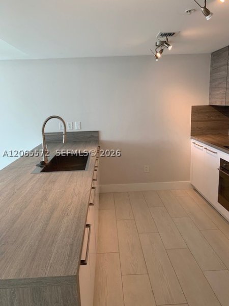 Aluguel de apartamento no 400 Sunny Isles 1606