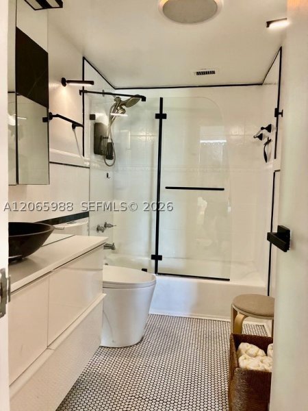 Alquiler de apartamento en King Cole 207