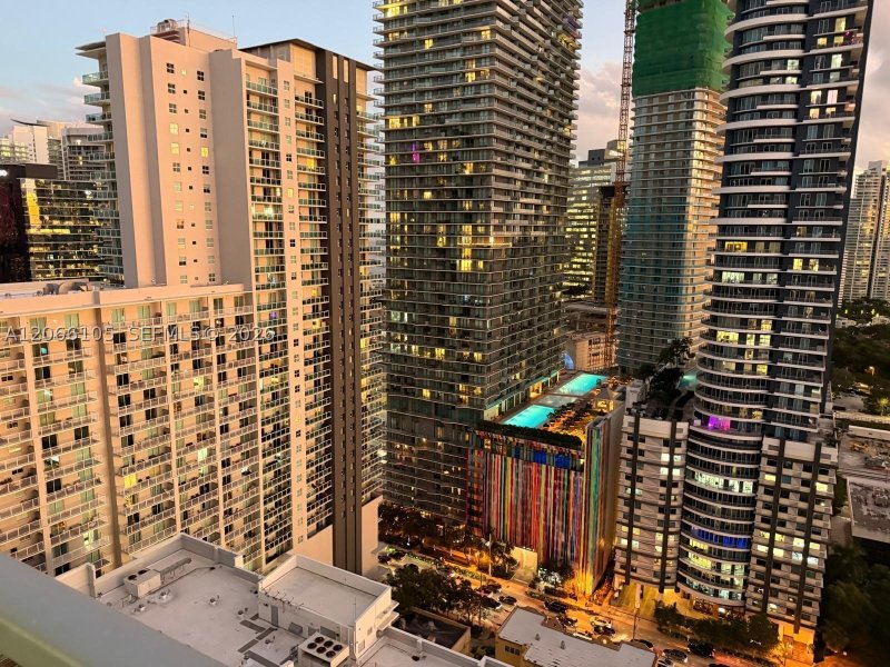 Apartment for rent at Axis on Brickell South Tower 3105-S