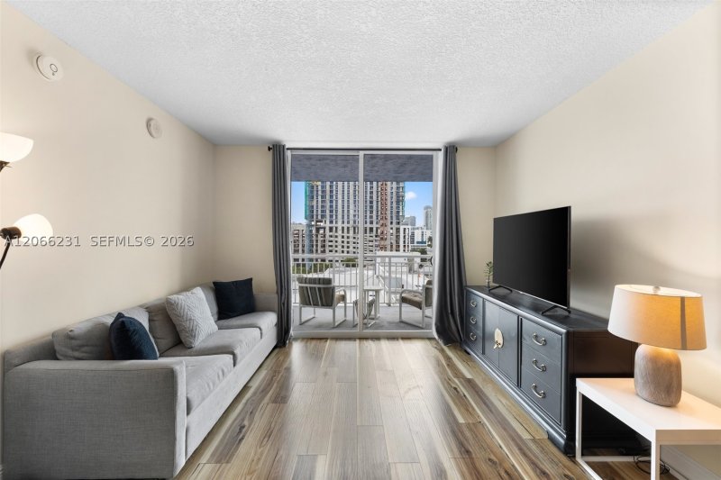 Apartment for rent at 1800 Biscayne Plaza 710