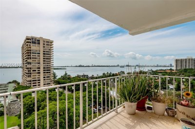Jockey Club Apt #12B