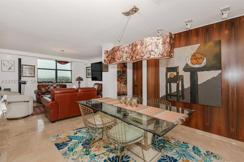 Alquiler de apartamento en Jockey Club 12B