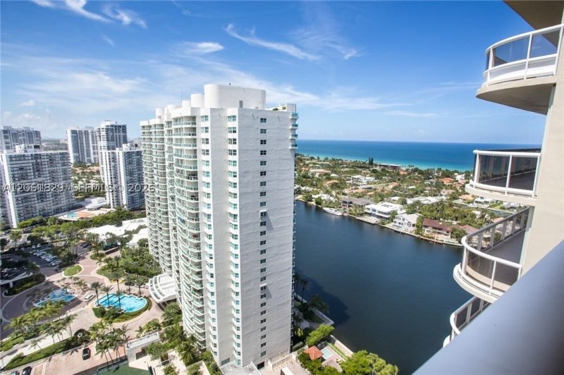 Terraces Of Turnberry Apt #2703