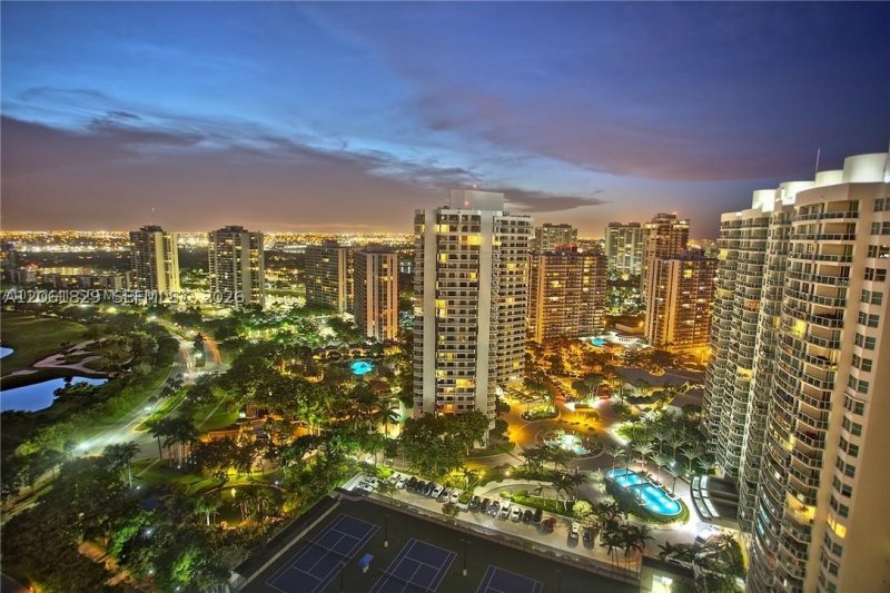 Alquiler de apartamento en Terraces Of Turnberry 2703