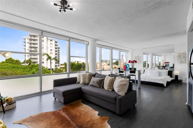 Comprar apartamento en King Cole 303