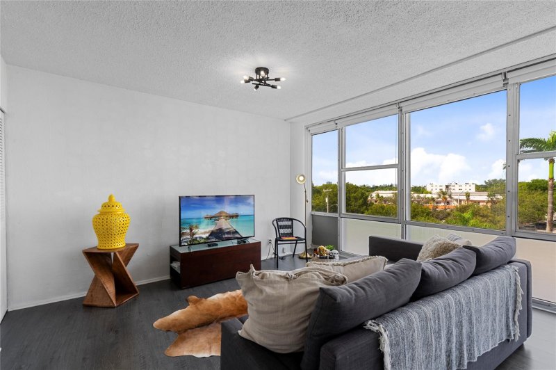 Comprar apartamento en King Cole 303