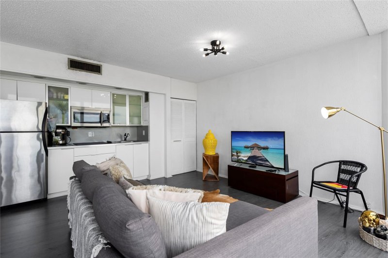 Comprar apartamento en King Cole 303