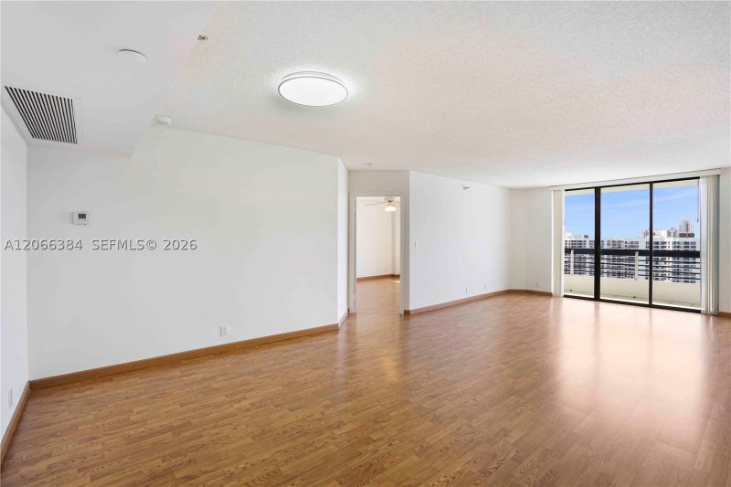 Alquiler de apartamento en Mystic Pointe 500 3214