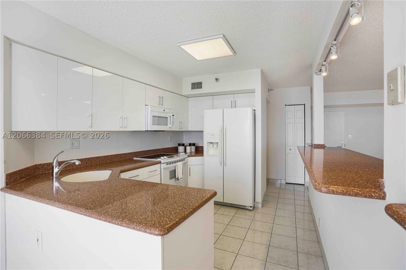 Alquiler de apartamento en Mystic Pointe 500 3214