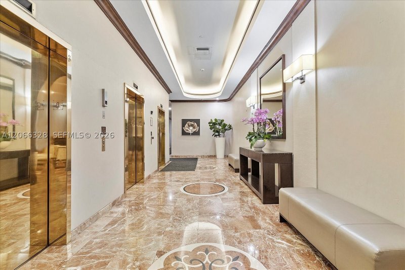 Comprar apartamento no Portsview at the Waterways 1114