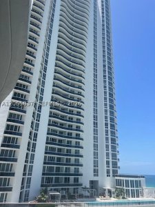 Trump Tower Two Apt #604