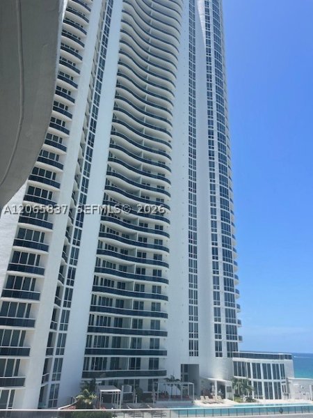Trump Tower Two Apt #604