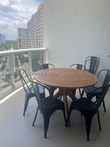 Alquiler de apartamento en Trump Tower Two 604