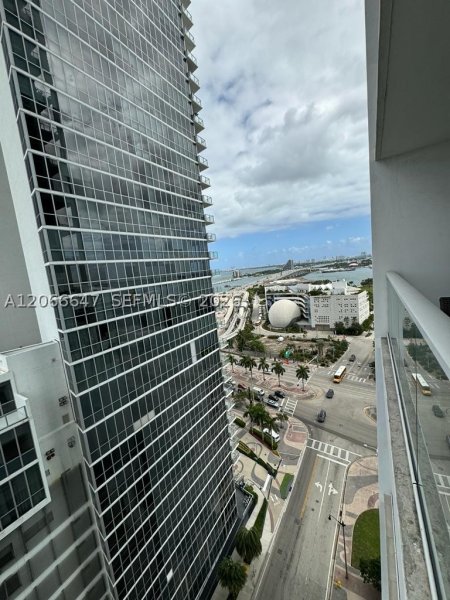 Ten Museum Park Apt #1505