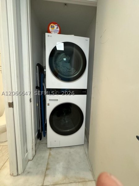 Alquiler de apartamento en Ten Museum Park 1505