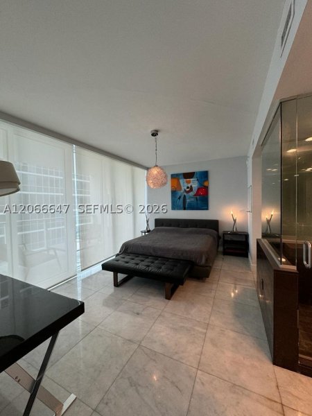 Alquiler de apartamento en Ten Museum Park 1505