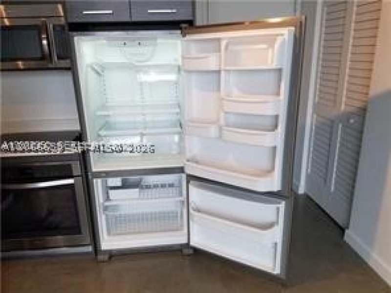 Comprar apartamento no Centro Condo 3207