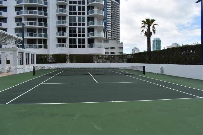 Alquiler de apartamento en Akoya 3804