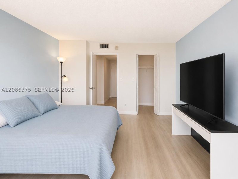 Comprar apartamento no 200 Leslie 727