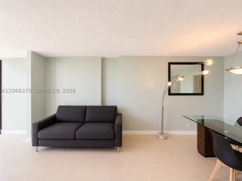 Comprar apartamento no 200 Leslie 727
