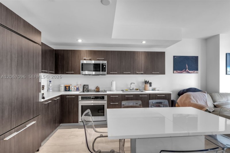 Aluguel de apartamento no Brickell Heights West 2407