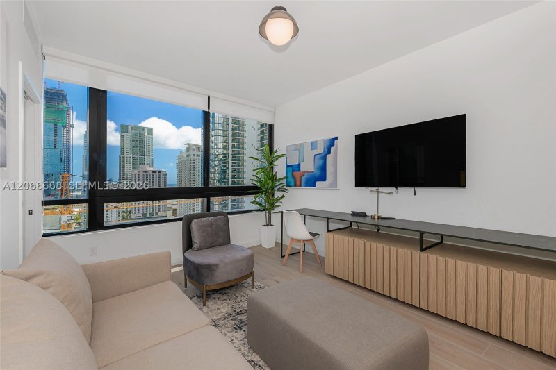 Property photo # 6