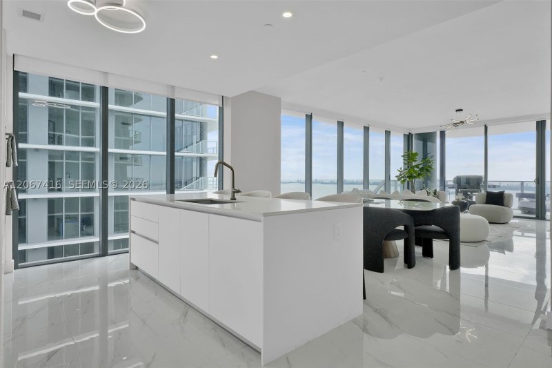 Aluguel de apartamento no Aria Reserve Miami 4701