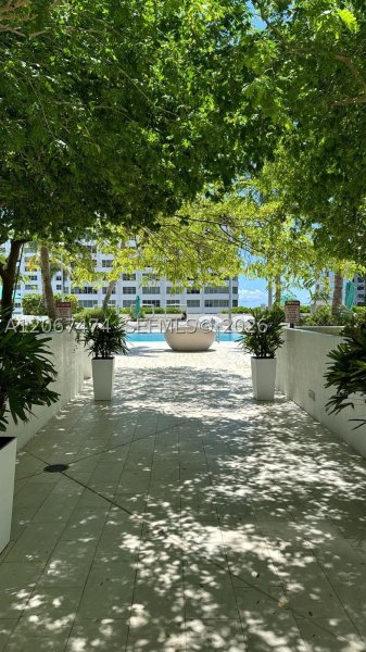 Aluguel de apartamento no The Plaza Tower I 1903