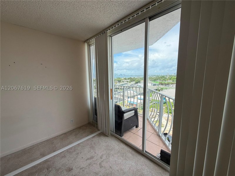 Alquiler de apartamento en Grandview Palace 902