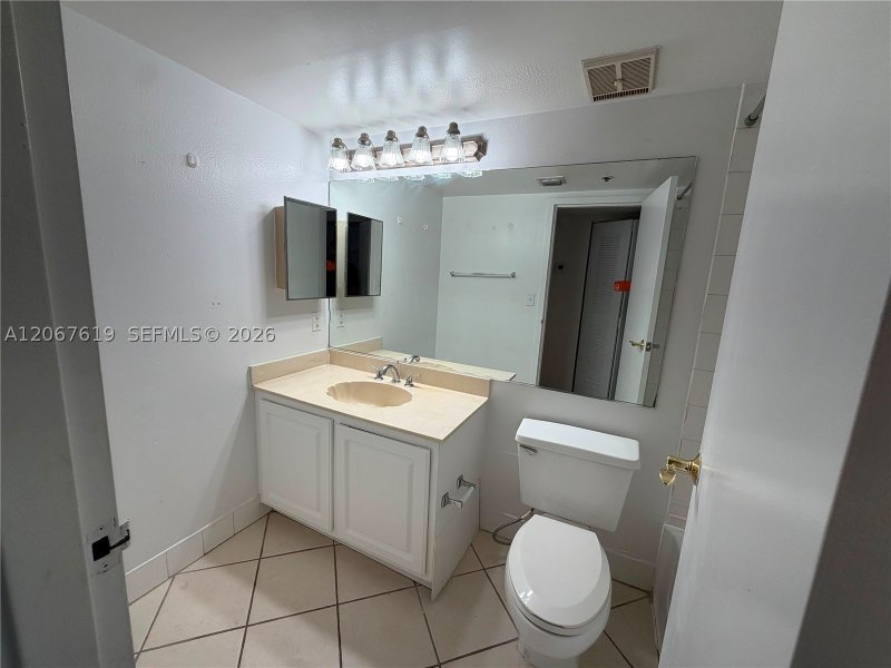 Alquiler de apartamento en Grandview Palace 902