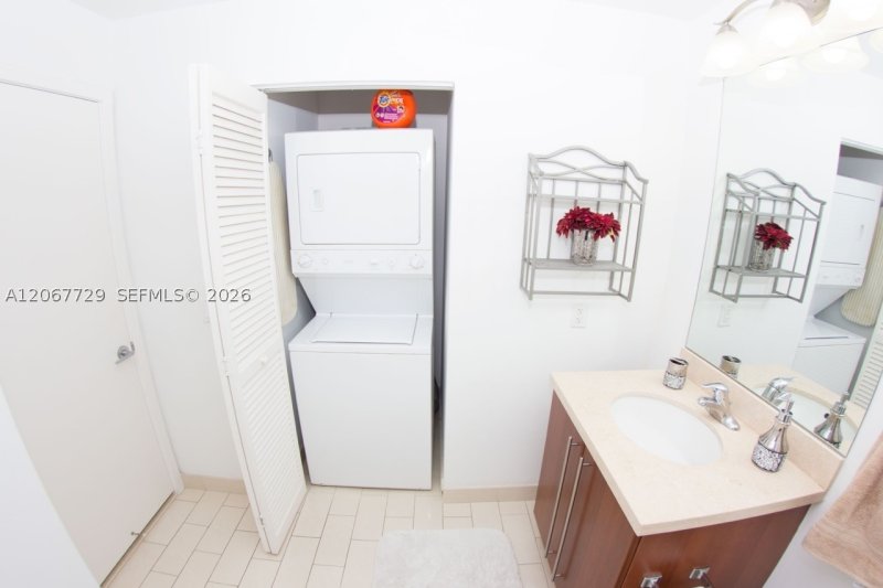 Aluguel de apartamento no Axis on Brickell South Tower 3704-S