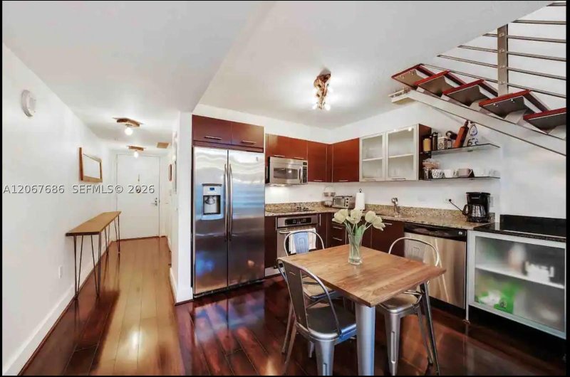 Aluguel de apartamento no Brickell on the River South 704