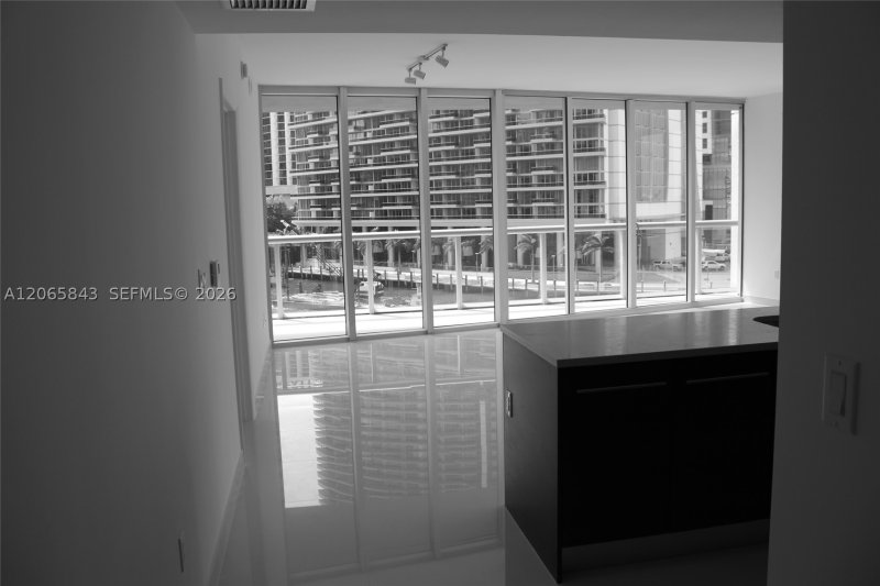 Comprar apartamento no Icon Brickell Tower I 502