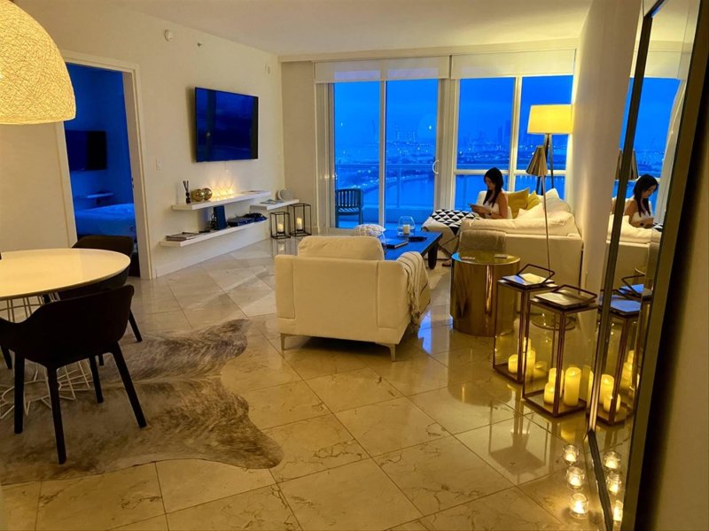 Alquiler de apartamento en Bentley Bay North 2011