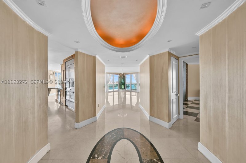 Comprar apartamento no Hidden Bay 2813