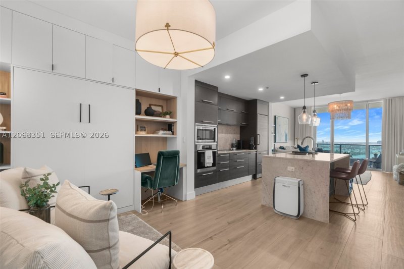 Apartment for rent at 900 Biscayne 3103