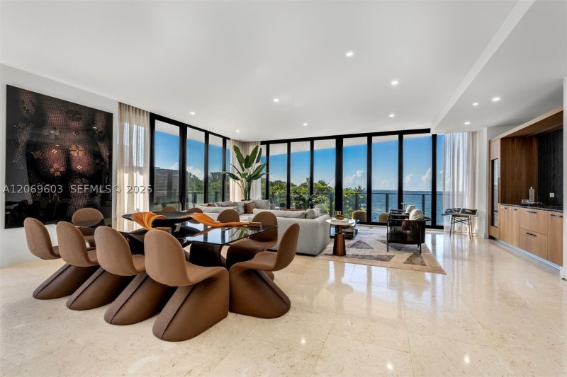 Comprar apartamento no The Fairchild Coconut Grove 302