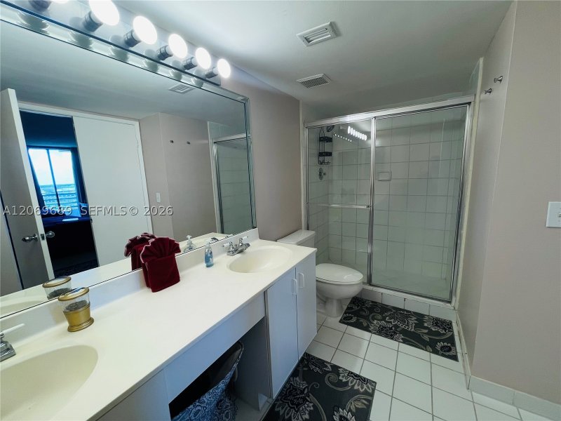Alquiler de apartamento en Parc Central Aventura 1101